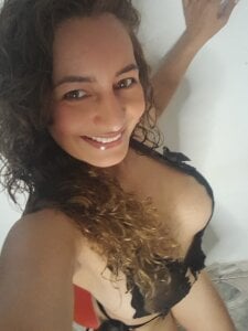 AlazSanna1 Public Pic 2