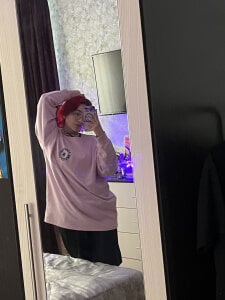 TheaMacrae Public #3 Pic