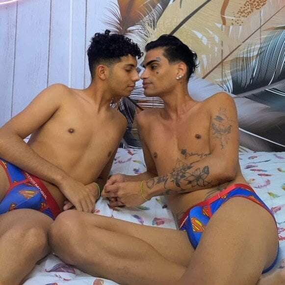 Gay_Red_Room Δημοφιλής εικόνα 7561