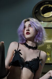 Mia_Cheers sitting beautifully Pic 6