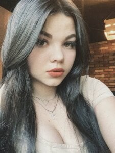 Melany_Mood Public Pic 4