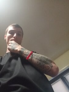 jizzyglizzy92 Public Pic 5