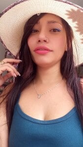 Ema_hot_01 EMA Pic 3