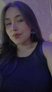 sweet girl 🥵💋 de HannaCollins_  5 Imagens