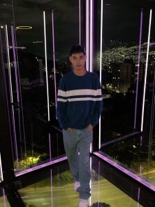 im_zayn_ night out Pic 3