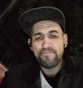 elbotas232 Public slika