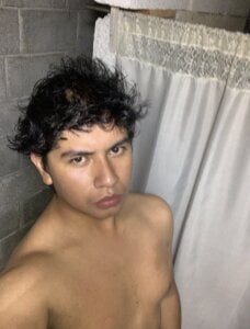 ContraryMomos Yo Pic 5