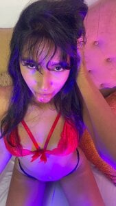 naughty od CloeCastillo  6 snímek