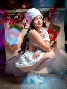 CassiidySweet Merry Christmas 2025 (white lingery) Pic 2