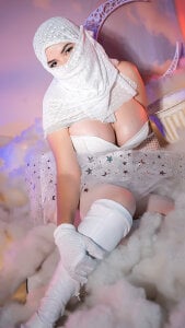 salma_isawwii “Heavenly sighs Pic 2