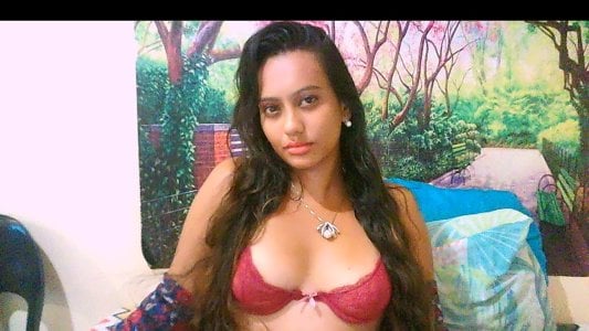 IndianMsFlirt01 Public Pic 2