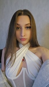 Emma_Willson Public Poză 2