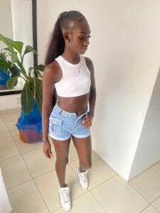 Kimberlyn_Black Public รูป 