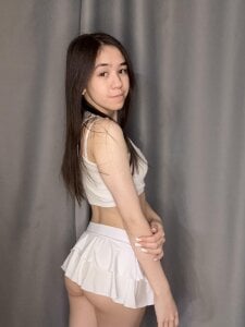 KiraAbling White Whispers 🤍🌸 Pic 3