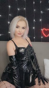 Veronikkkkka Public Pic 3