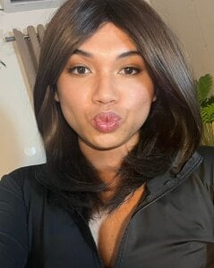 Samantha_MillerxxxのPublicの 2枚の写真