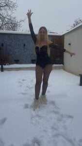 BlazzingASS Snow fight? ❄️☃️ Pic 3