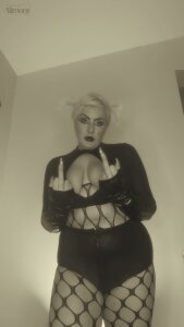 GoddessAlimony BLACK & WHITE HUMILIATION: PIGTAILS, PLIMSOLLS, AND POWER Hình 7