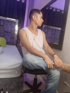 he's casual ♥ de LeoMonnroe  2 Imagens