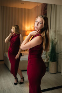 Rosa_Evans Double delight Pic 2