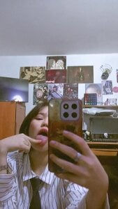 isabella_miko Public Pic 9