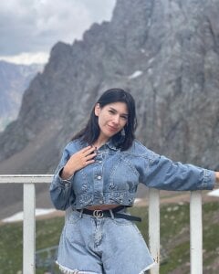 larissawon