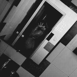 Cofisexy Public Pic 2