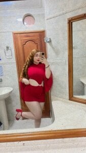 lizy_portman Little RED dress Pic 8