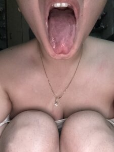 hottiepari Public Pic 4