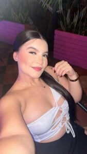 Zoe_Curvy_ Sensual Girl Foto 2