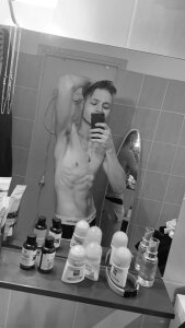 zosma13 2025 зображення