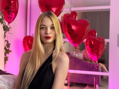 AlettaTorres feel my love Pic 4