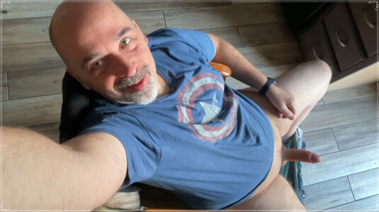 Uncut_G George - Nude Shots Pic 6