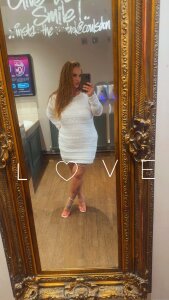 Rubyredrosex Public Pic 9