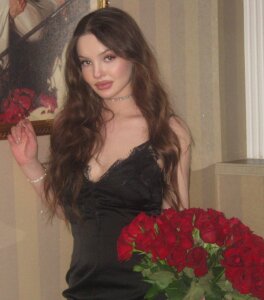 Public de AlexaBrightt  3 Imagens