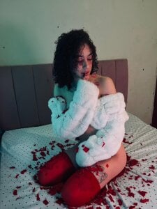 _Shanell Public Kuva 2