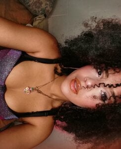 Serena_Fey Public Pic 4