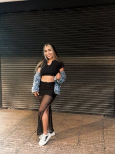 ManuelaVeeleez Public slika 2