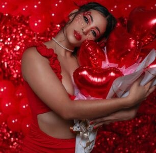 GraceWallace_ San Valentin صورة واحدة|GraceWallace_ San Valentin صورتان|GraceWallace_ San Valentin  3 صور|GraceWallace_ San Valentin  3 صورة