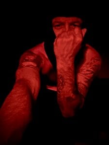 ToplessTalks Host : L.B. Gambar 2