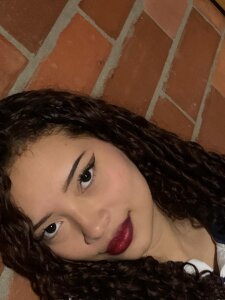 Nina_0001 Get to know me a little... or get lost in me, your choice Pic 2