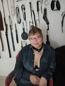 Leah_R something about me Foto 6