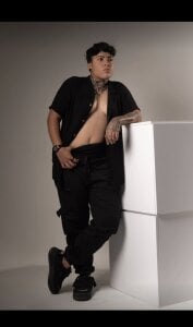 Come and have the pleasure of meeting me I'm Joao 🥵❤️‍🔥 de JoaoAndLexy  3 Imagens