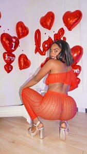 JadaMillss Will you be my Valentine? 💘🌹  3. fénykép