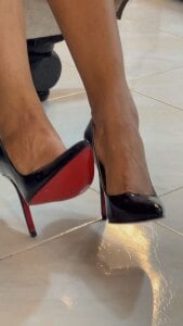 Alishak you like my shoes? papasito Pic