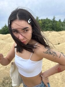 YokoKoko_ nature and me 🍃🌷🌾 Pic 3