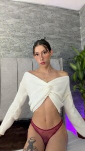 alicee_salvatore White Pic