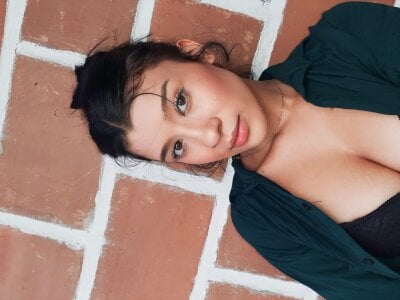 samy_skinny Public  3টি ছবি