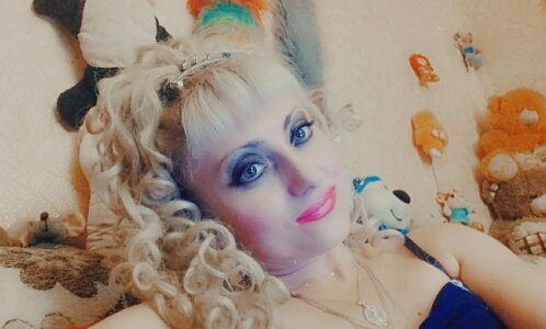 xHot_Amazonq Public Pic 4