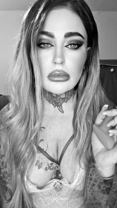 InkedplaydollFree me Bild 7